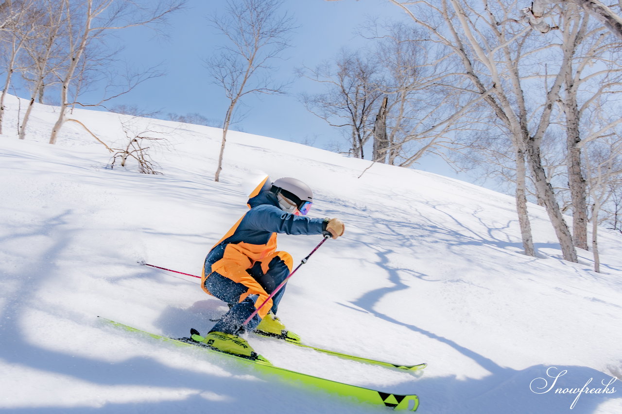 TeamKP・秋山穂香さんが滑る、絶景・春の大雪山旭岳(*^^*)